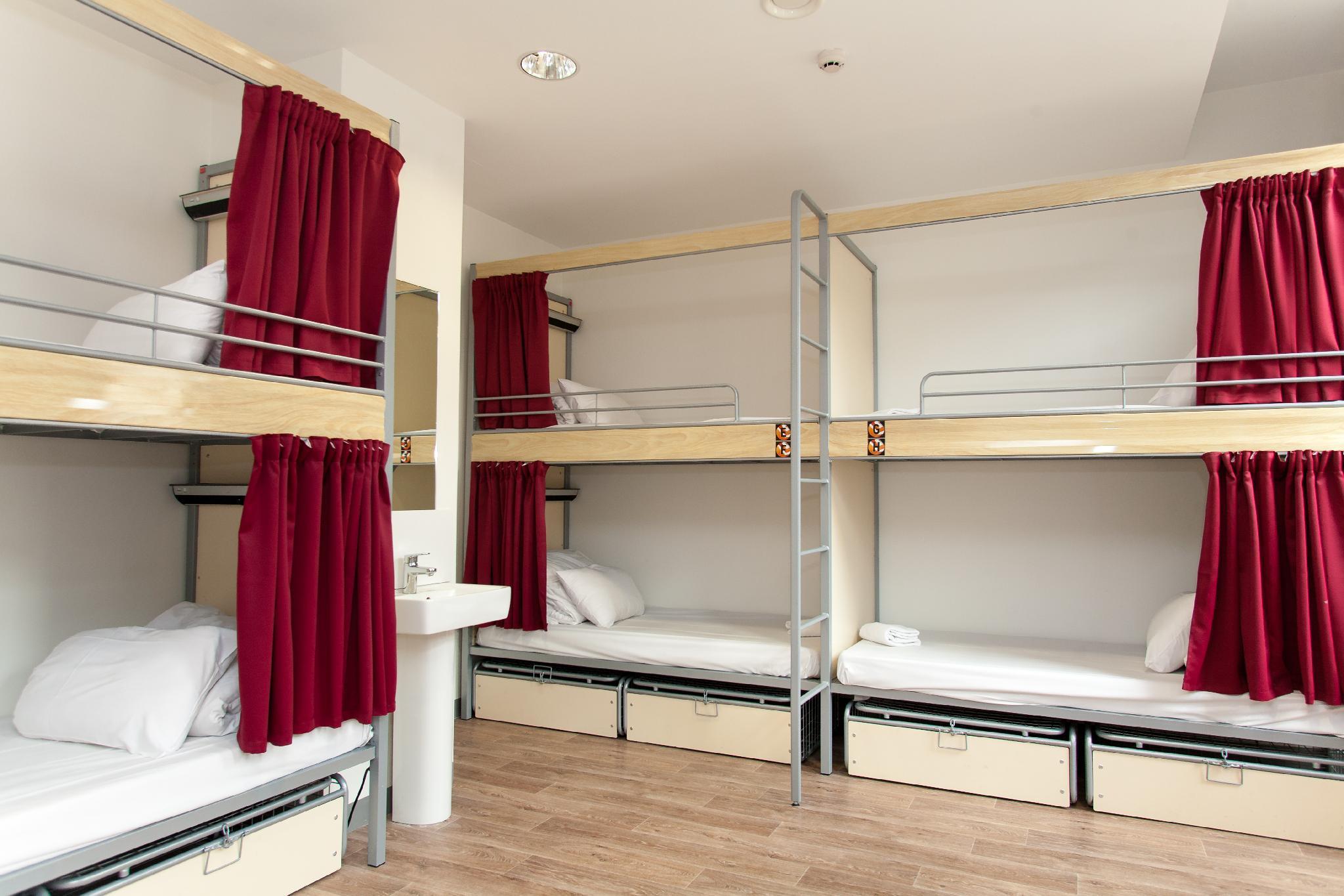 1 Person in 8-Bed Dormitory - Mixed